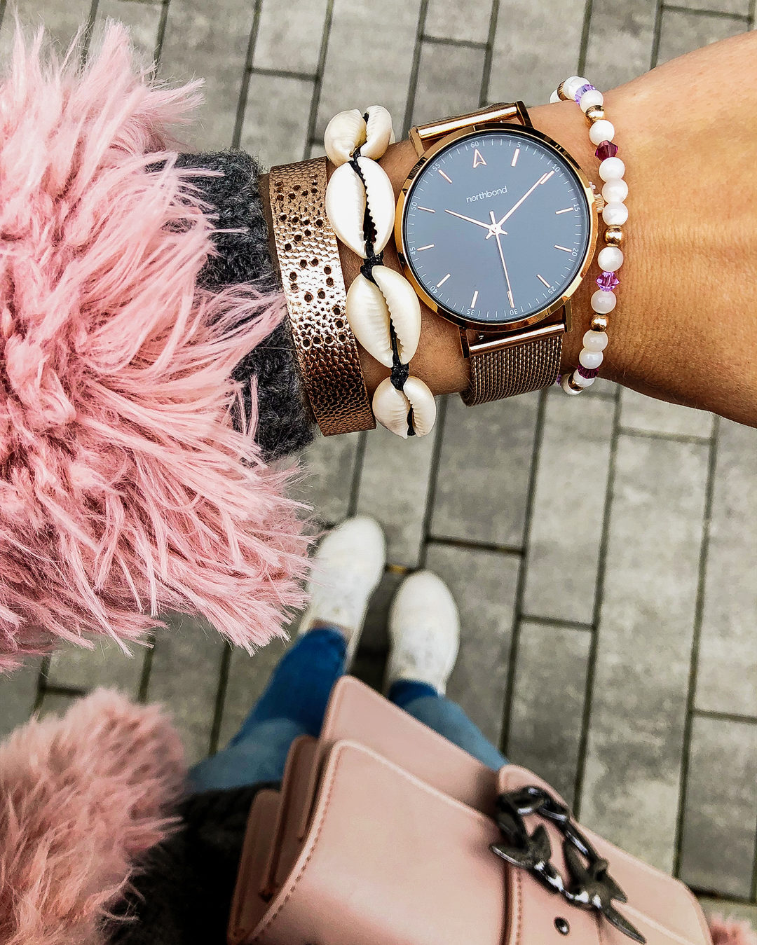 jet-watch-closeup-inakristina