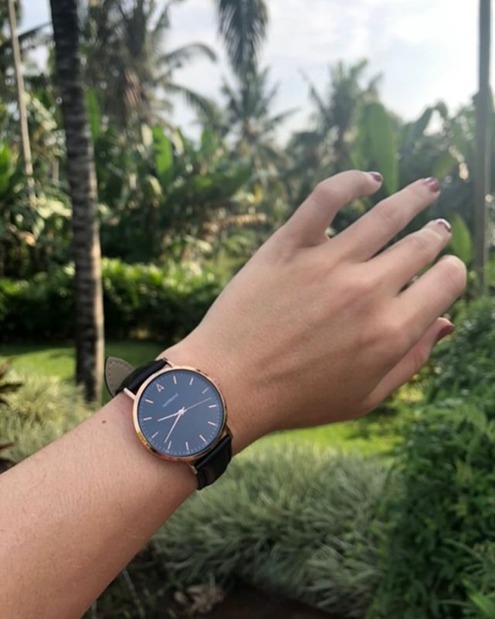 noir-watch-elenasarah__